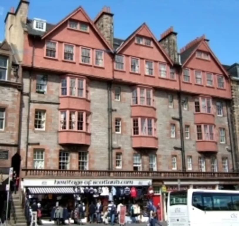 Lovely 2-bed Apartment in Old Town Edinburgh - main photo