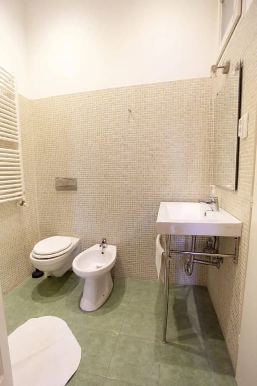 Oktogon Apartment - photo 8