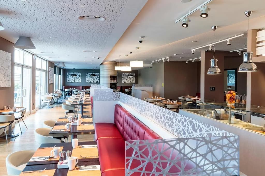 Premier Inn Doha Education City Hotel - photo 19
