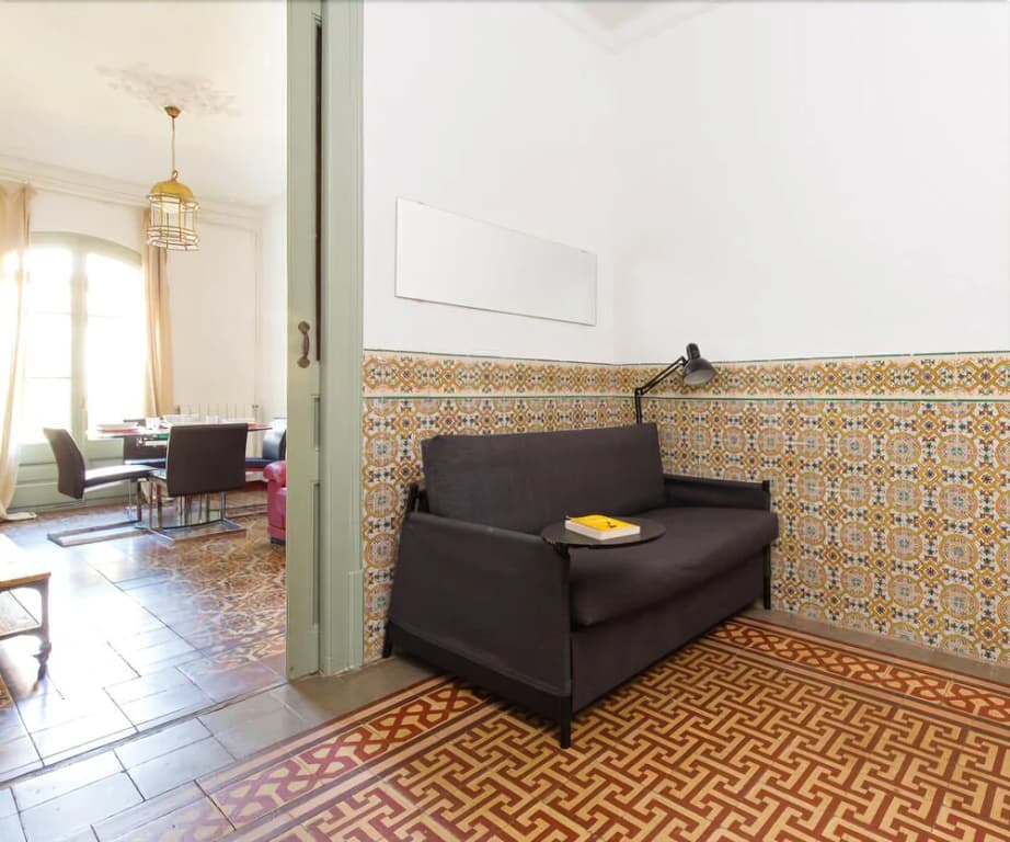 AB Centric Muntaner Apartment - photo 4