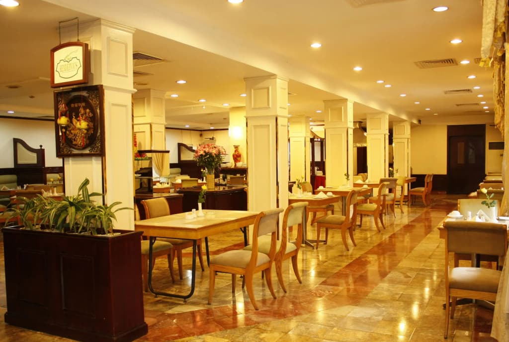 Capital Garden Hotel - photo 17