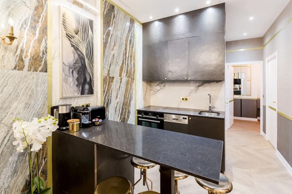 Luxury 2 Bedroom 2 Bathroom With AC -Eiffel Tower - photo 15