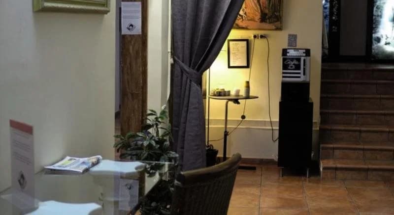 Hostal Europa - photo 6