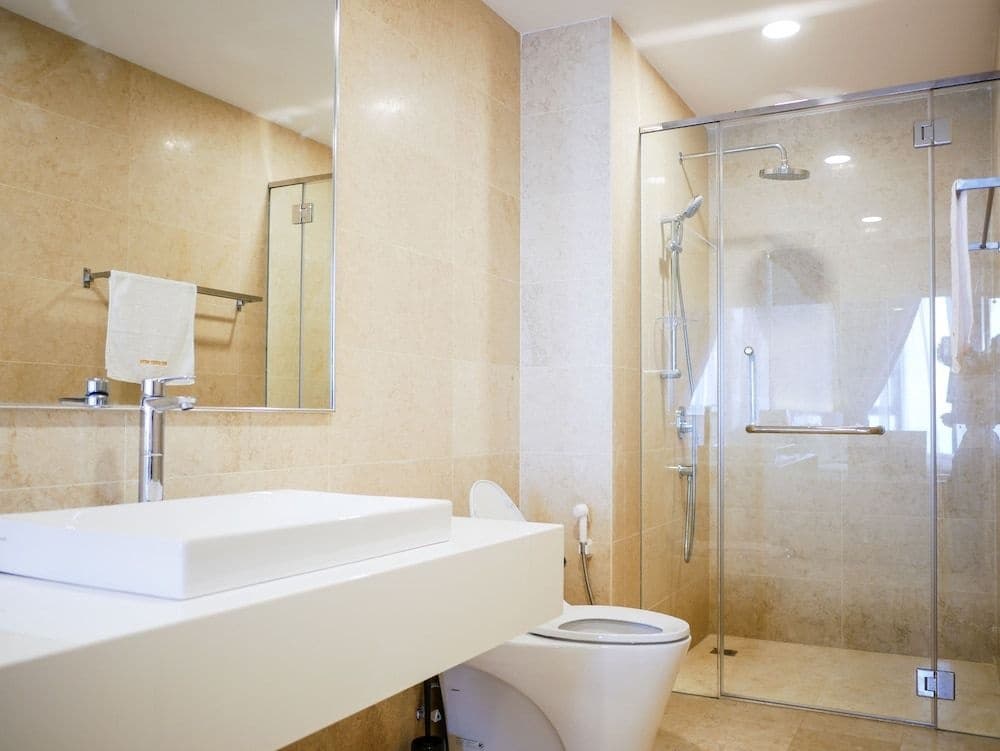 May Full Seaview Luxury Suite - photo 9