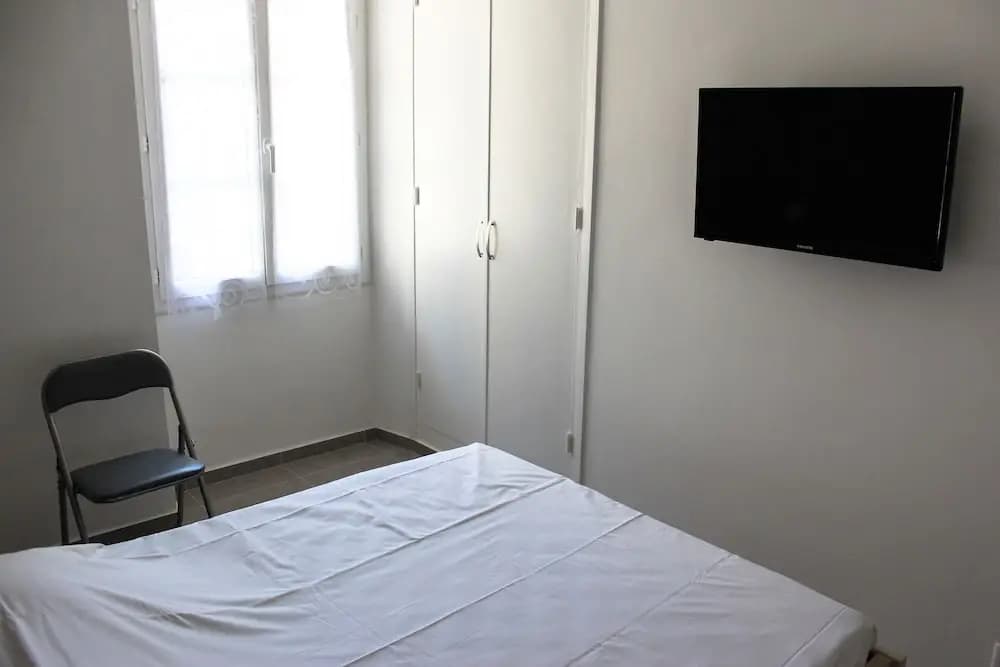 Lola Apartment - photo 2