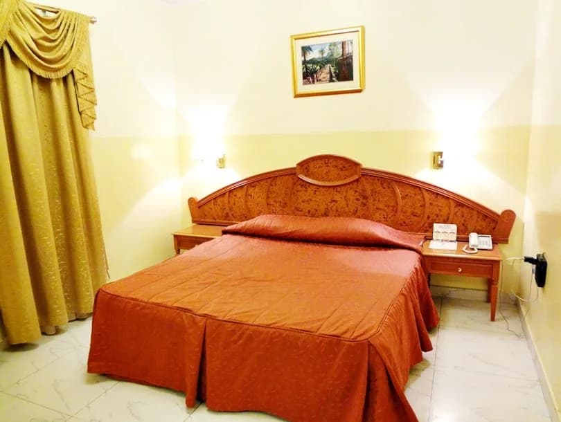 Manam 2 Hotel Apartments - photo 6