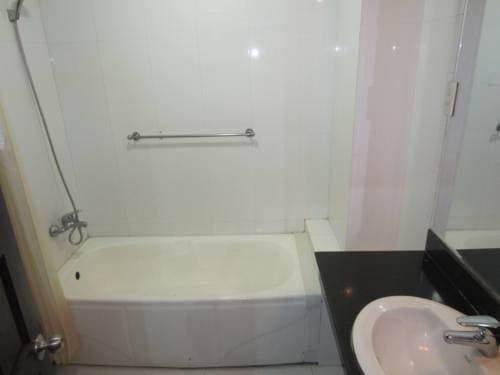 Contempo Hotel - photo 8
