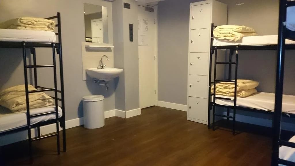 Amigo Hostel - photo 9