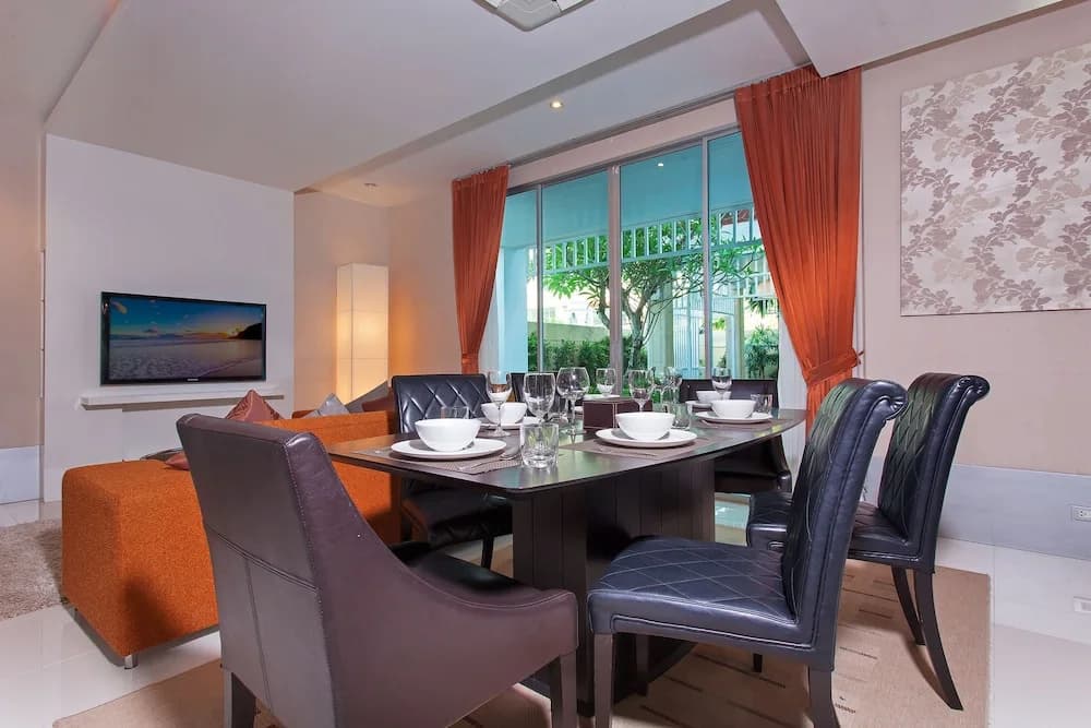 Jomtien Waree 9 with 6 bedrooms - photo 15
