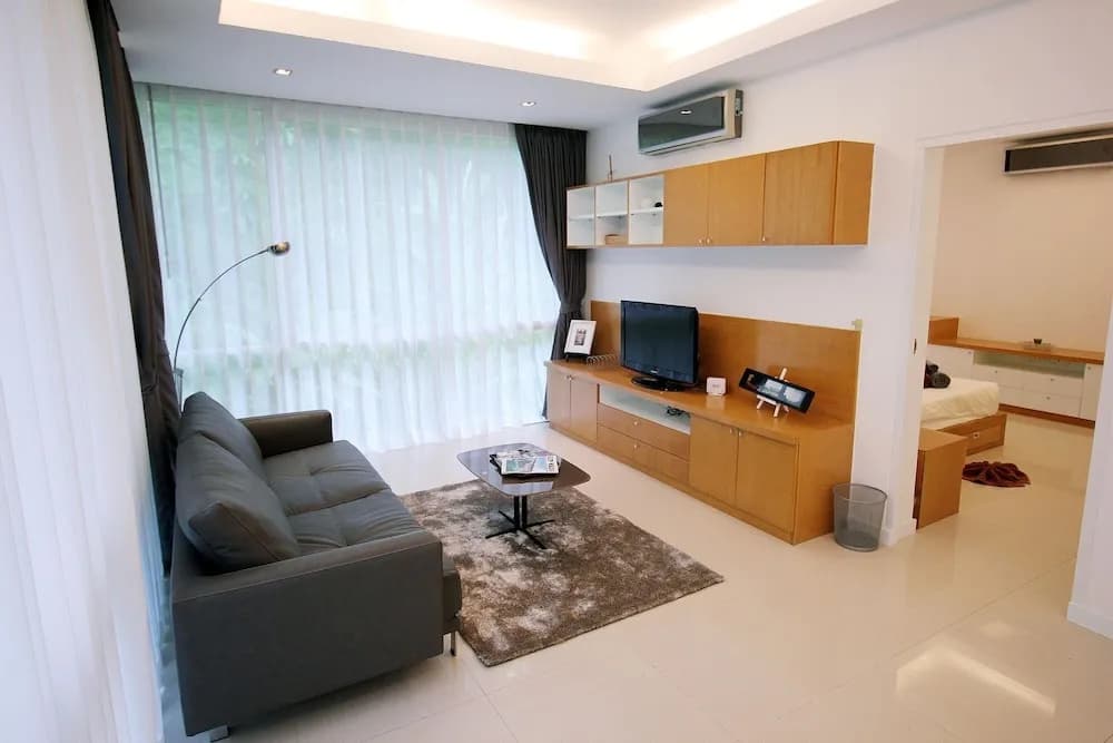 The Trees Hillside Apartment - photo 12