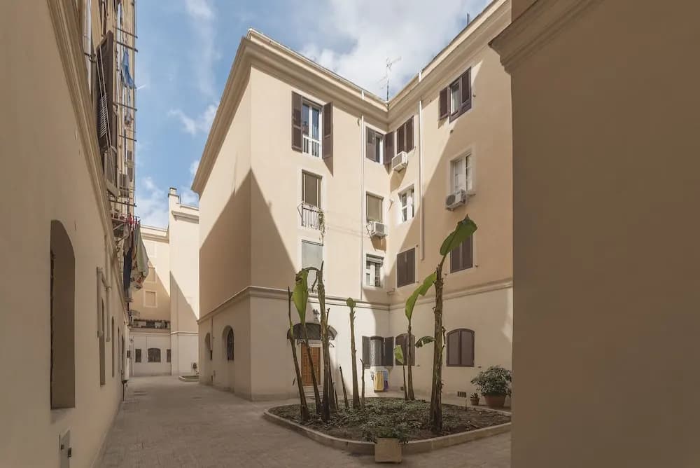Testaccio Colourful Apartment - main photo