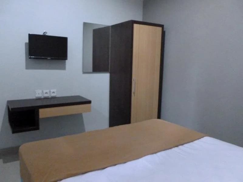 Griya Widhi Guest House - photo 3
