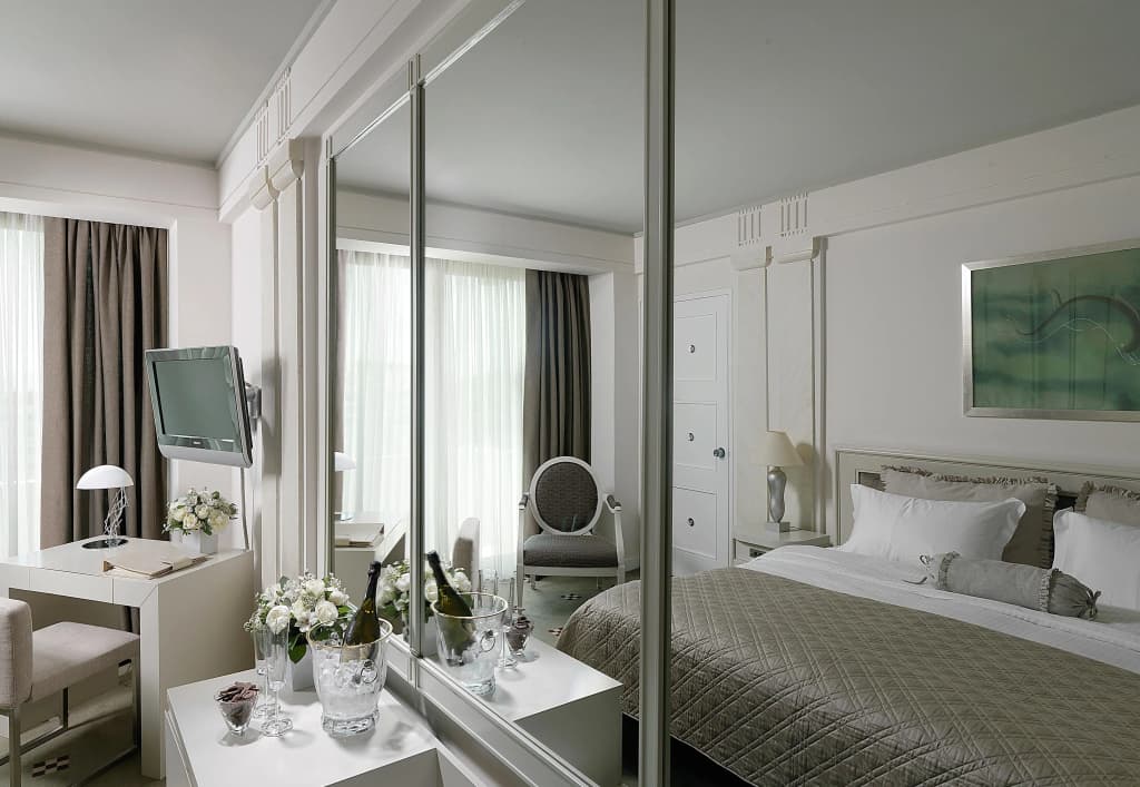 NJV Athens Plaza Hotel - photo 4