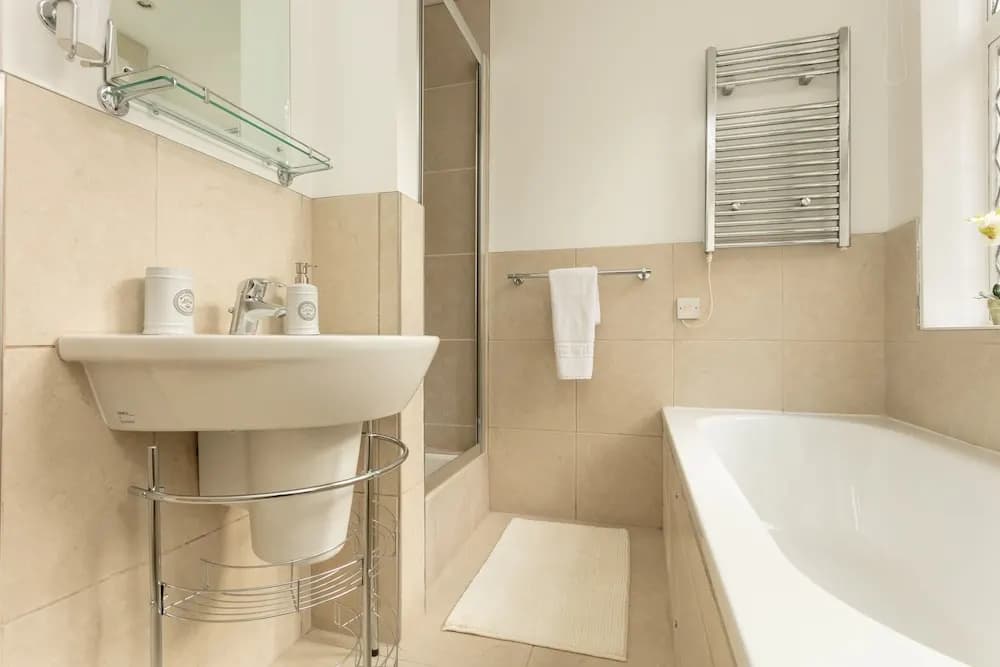 CDP Apartments Kensington - photo 9