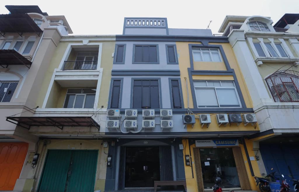Ratana Cengkareng - main photo