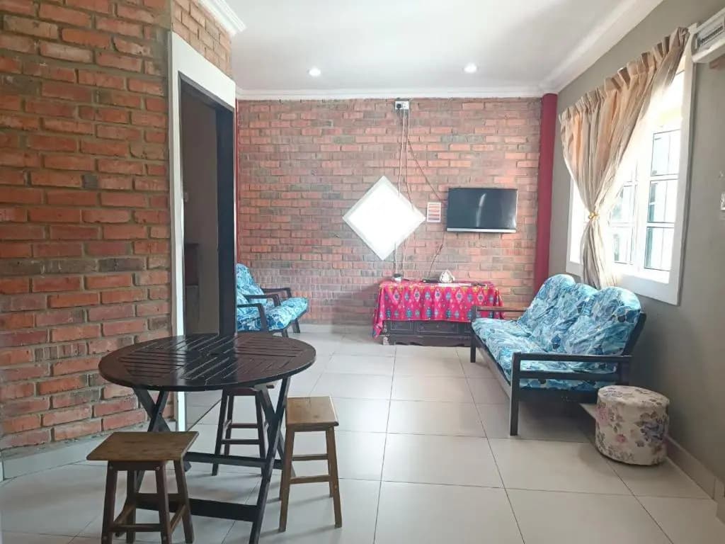Kundasang Guesthouse - photo 3