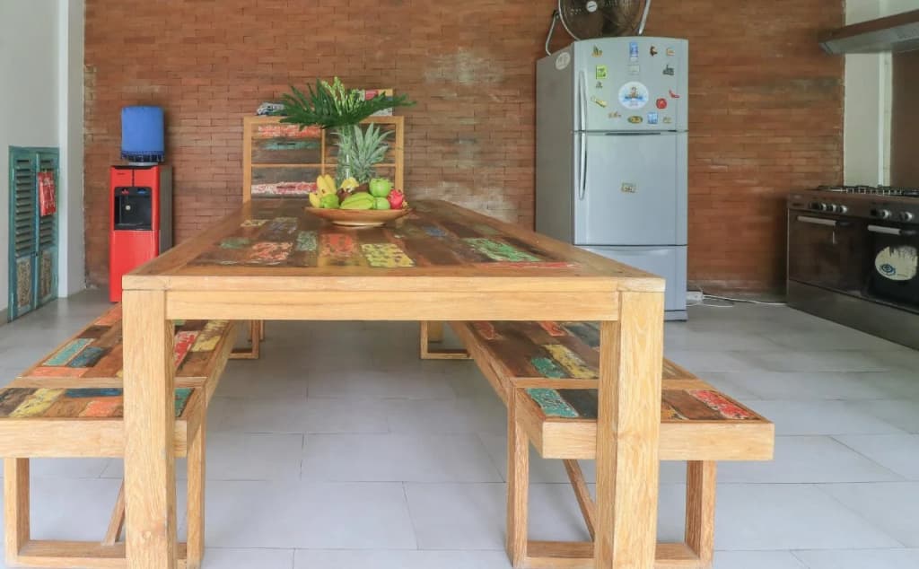 Base Guesthouse and Hostel - photo 11