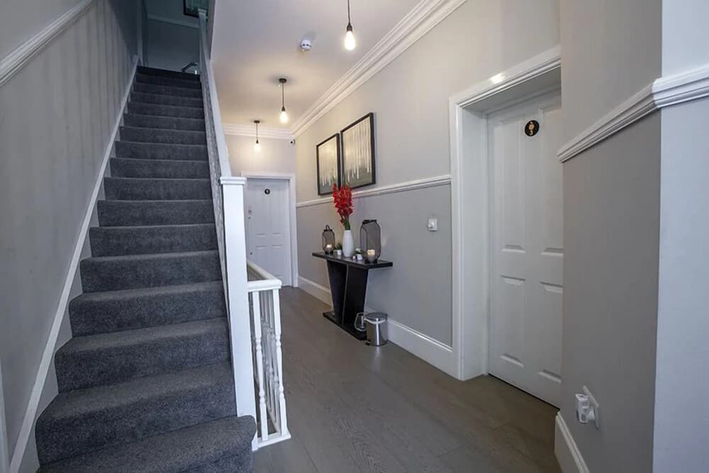 Ealing Apartments - photo 11