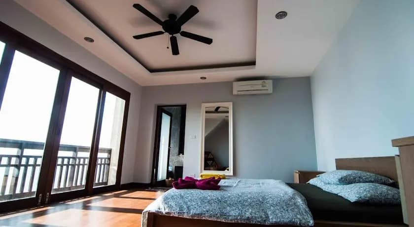 Penn Sunset Villa 9B - photo 4