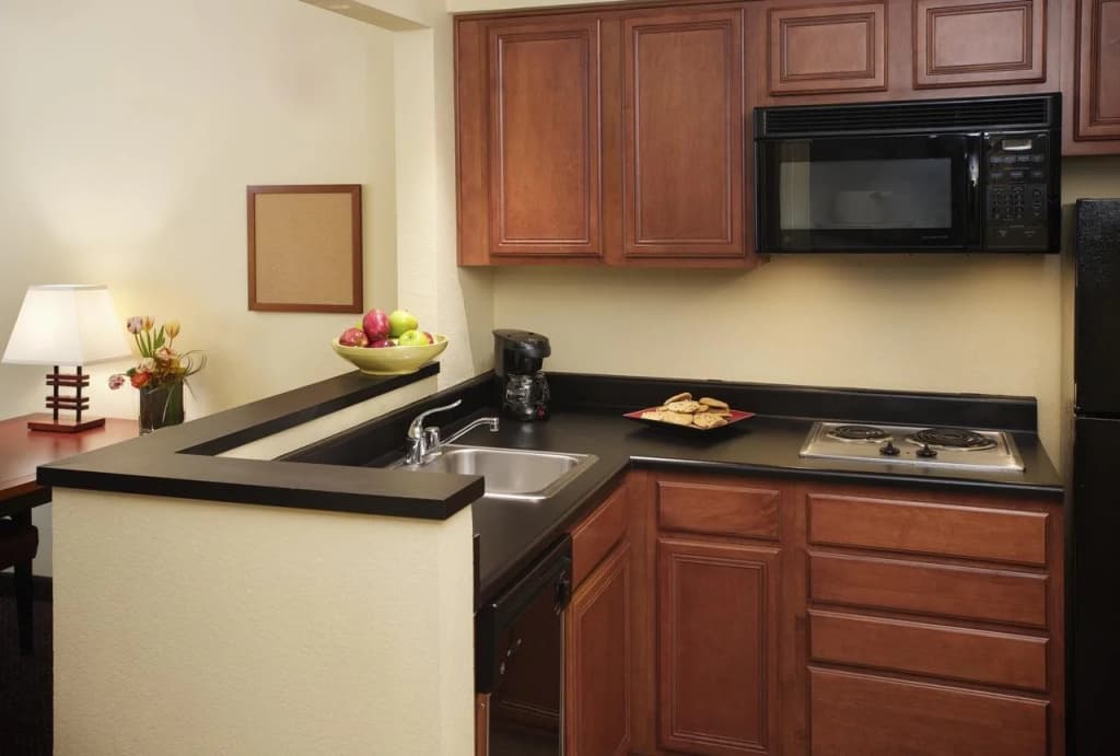 Larkspur Landing Extended Stay Suites South San Francisco - photo 24