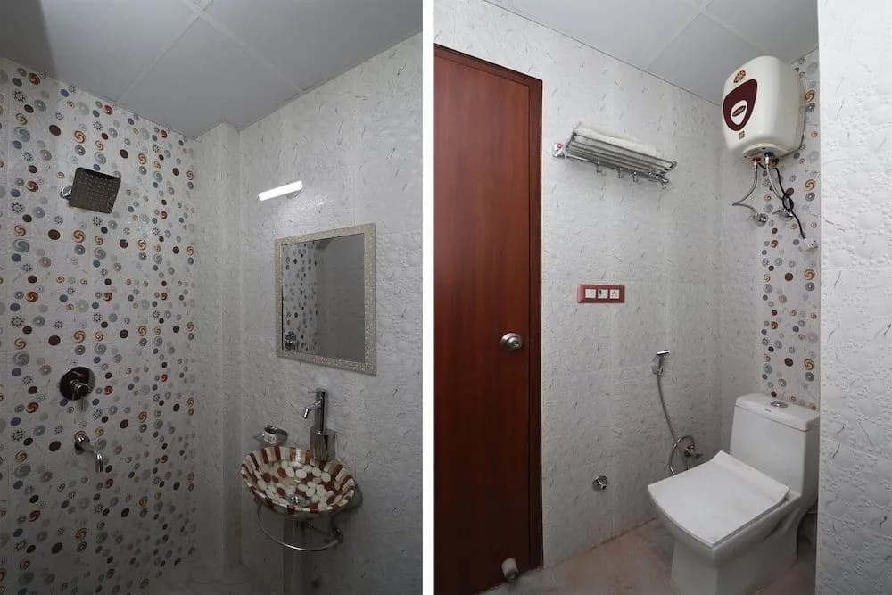 OYO 29952 D Comfort Residency - photo 7