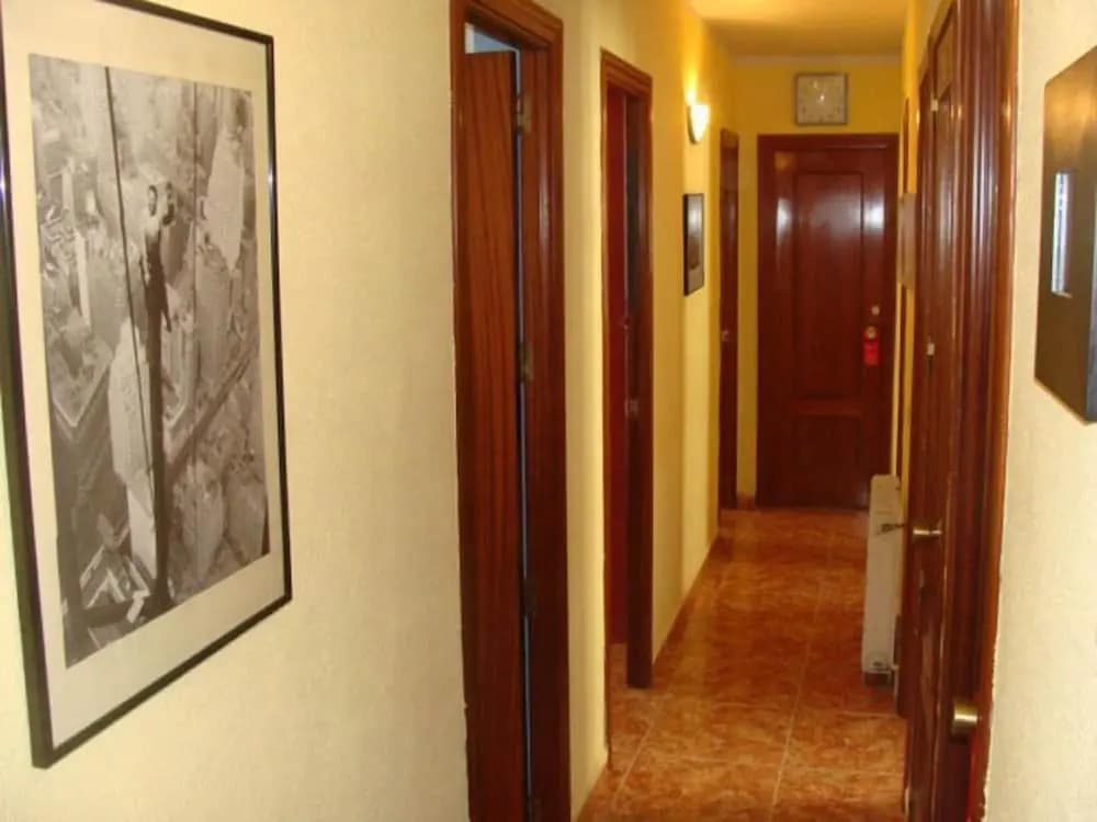 Hostal Enebral - photo 2