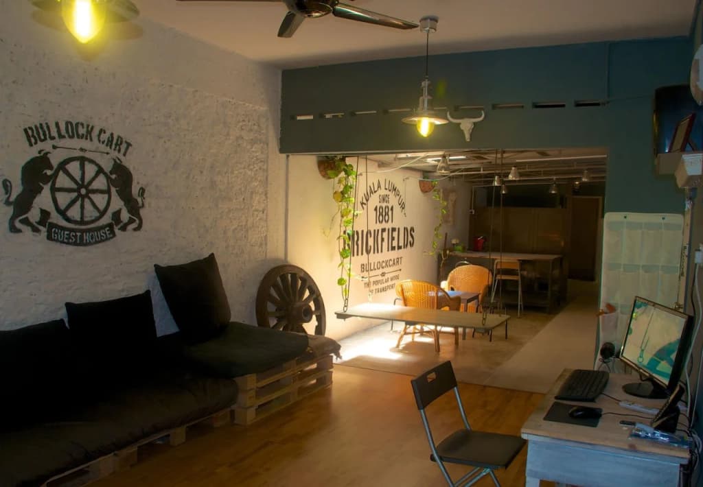 Bullockcart Hostel - photo 11