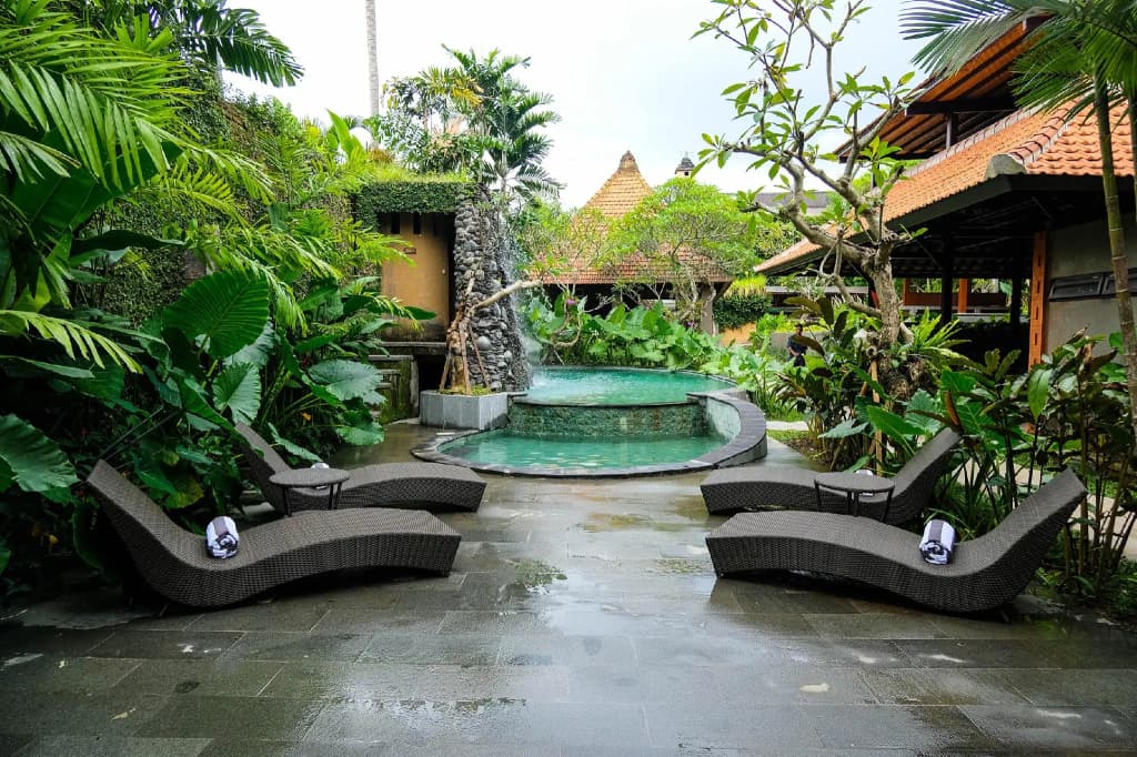 JAPA Suites and Villas - photo 12