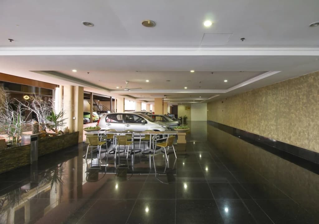 La Boss Hotel - photo 11