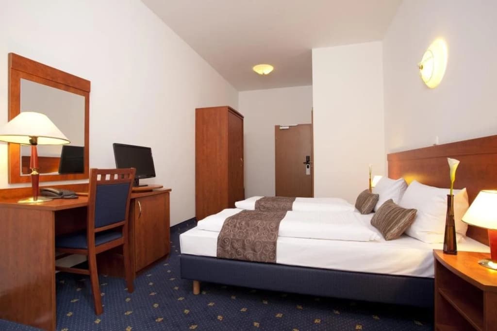 Hotel Atrium Charlottenburg - photo 6