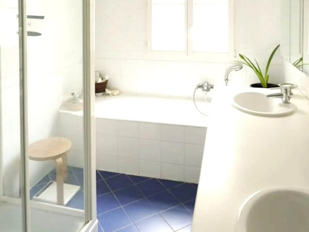 Apartment With 3 Bedrooms in Paris, With Wonderful City View and Wifi - photo 6