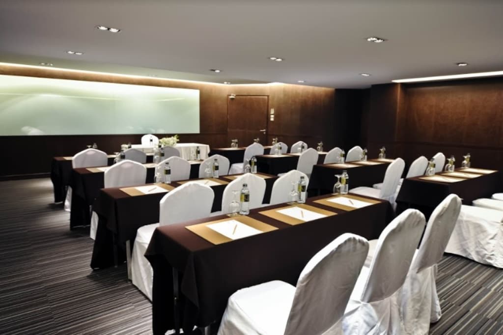 S15 Sukhumvit Hotel - photo 16