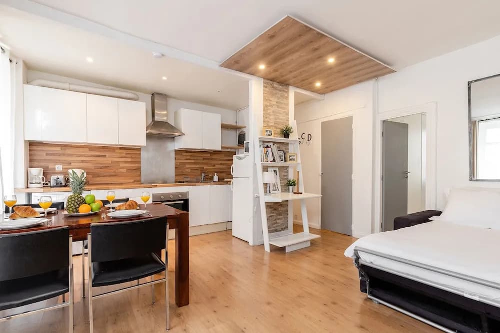 Eiffel Tower - Rue Cler Area Apartment - photo 12