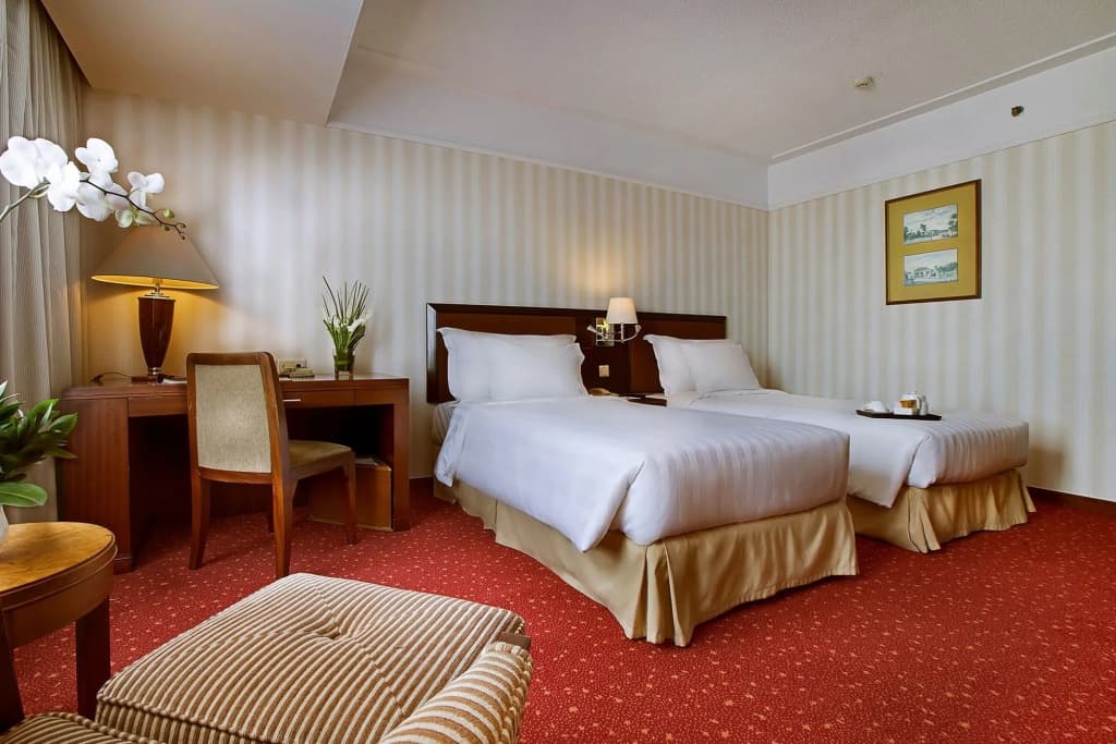 REDTOP Hotel & Convention Center - photo 5
