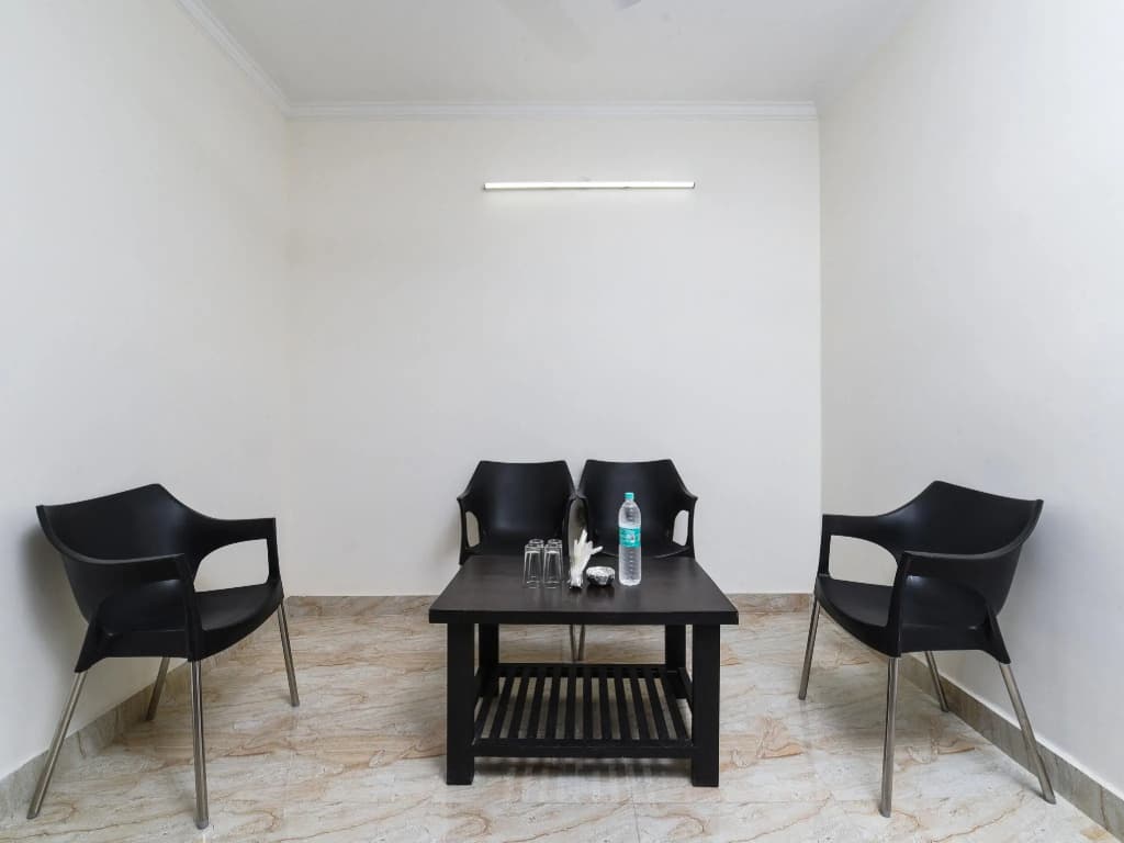 OYO 14722 Diamond Stay - photo 4