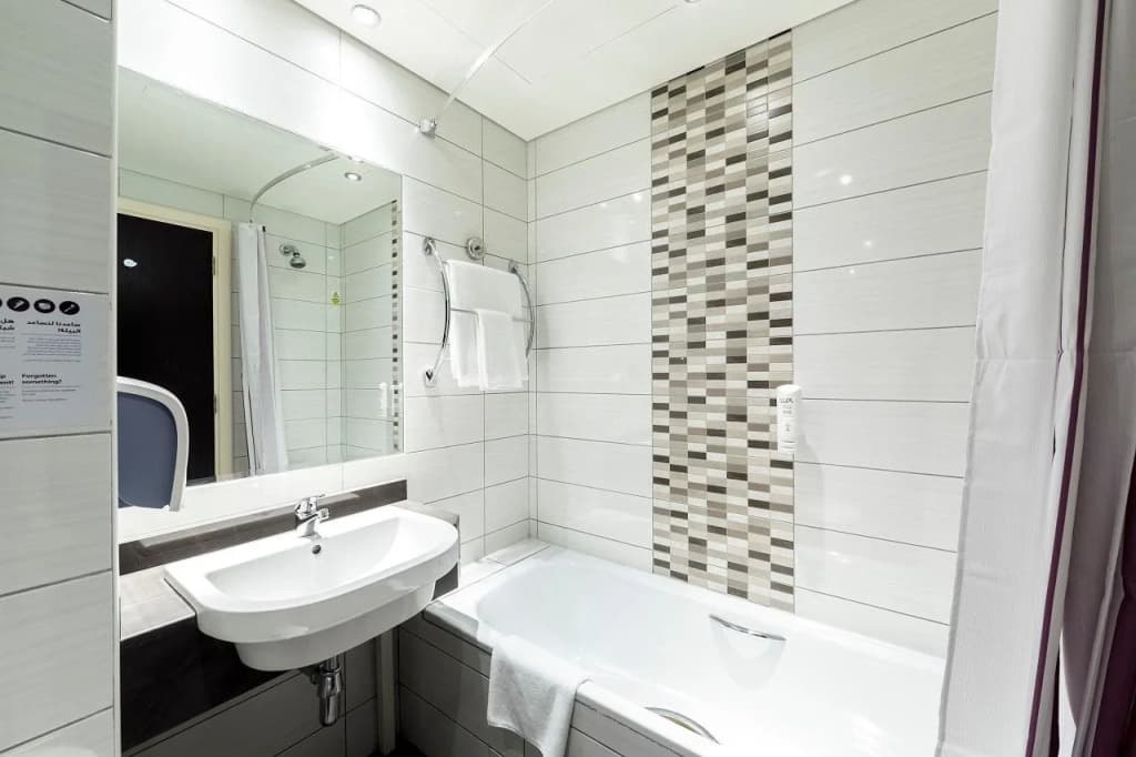 Premier Inn Doha Education City Hotel - photo 7