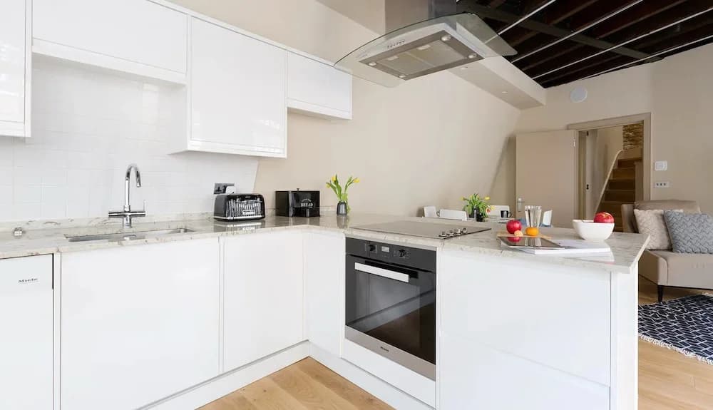 Wells Mews - photo 17