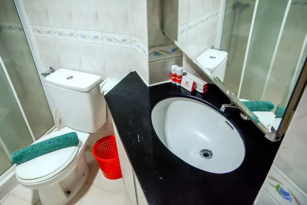 Best Location Taman Anggrek Apartment - photo 8