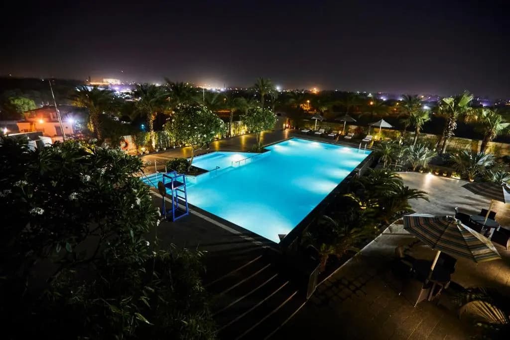 Crowne Plaza New Delhi Rohini by IHG - photo 18