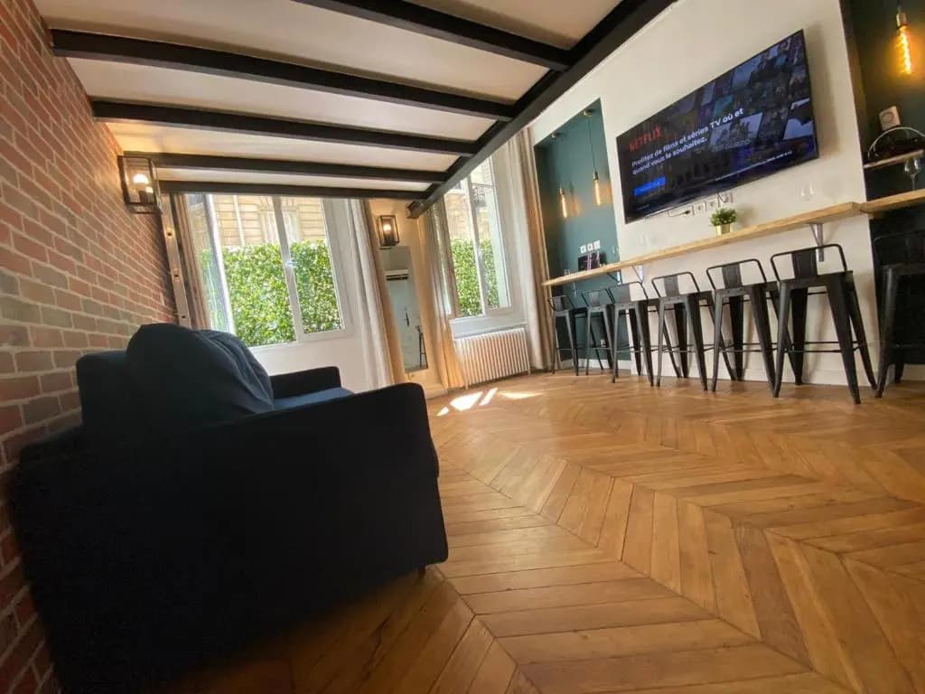 Beautiful mini Loft near Saint-Lazare - photo 4