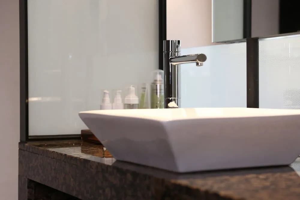 E-HOTEL - photo 9