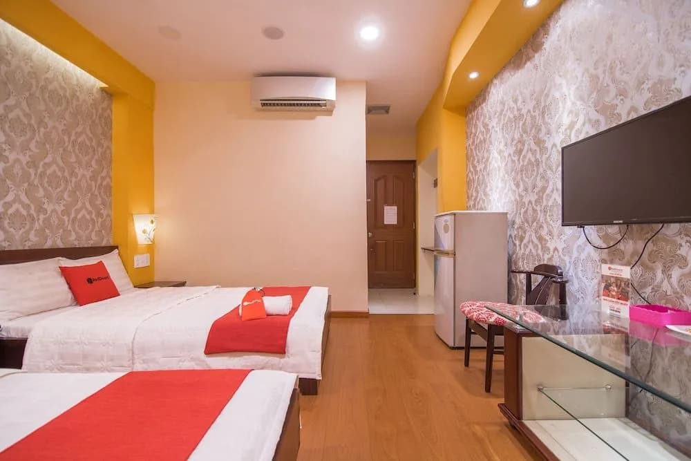 Reddoorz Duong Ba Trac Street - photo 17