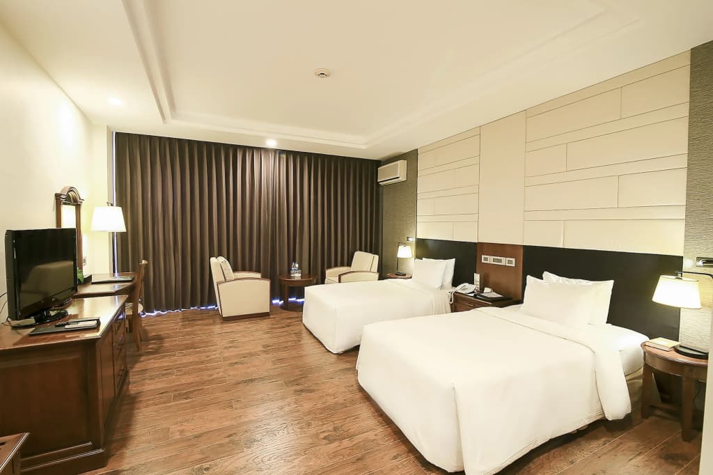 Saigon Halong Hotel - photo 43
