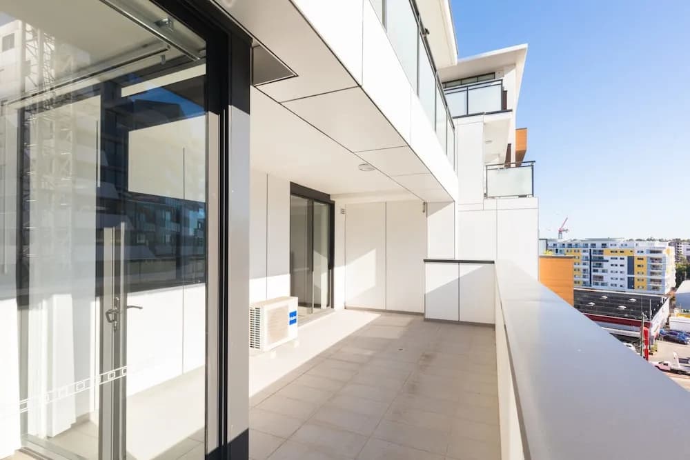 Boutique Modern Home - photo 6