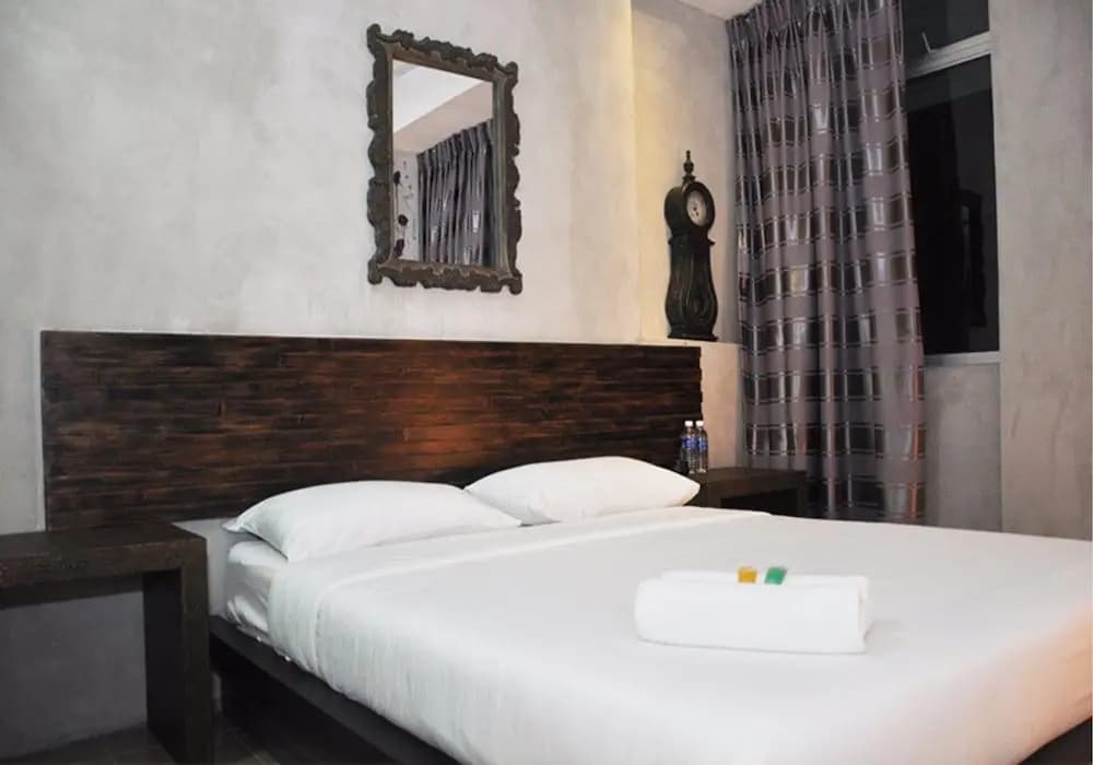 Hotel Fifty Seven - photo 10