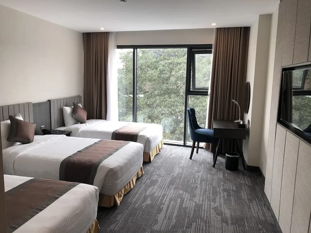 Muong Thanh Grand Bai Chay Hotel - photo 4