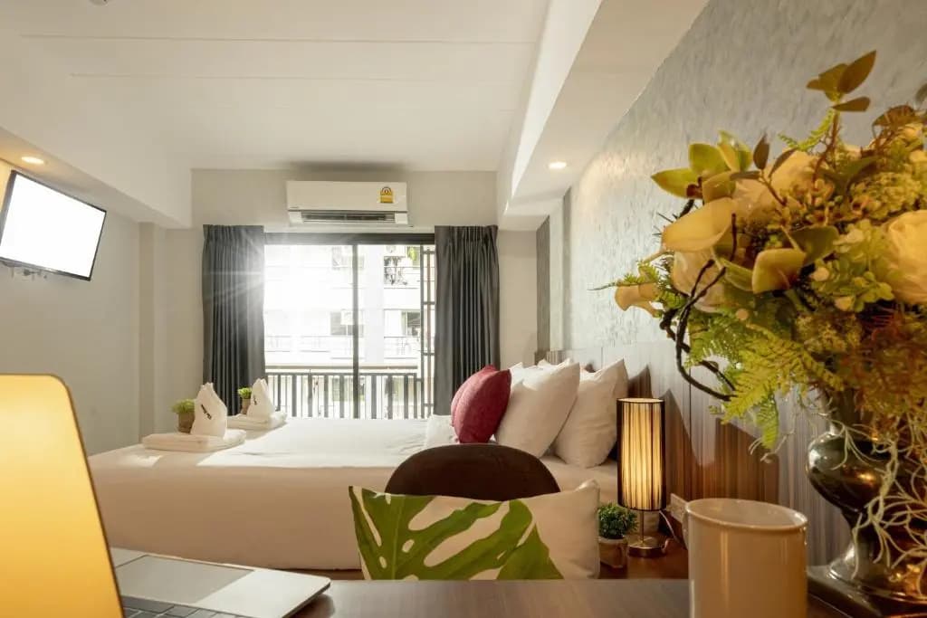 The Home Hotel - photo 5