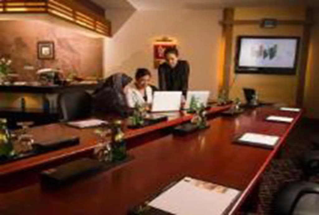 New World Suites - photo 20