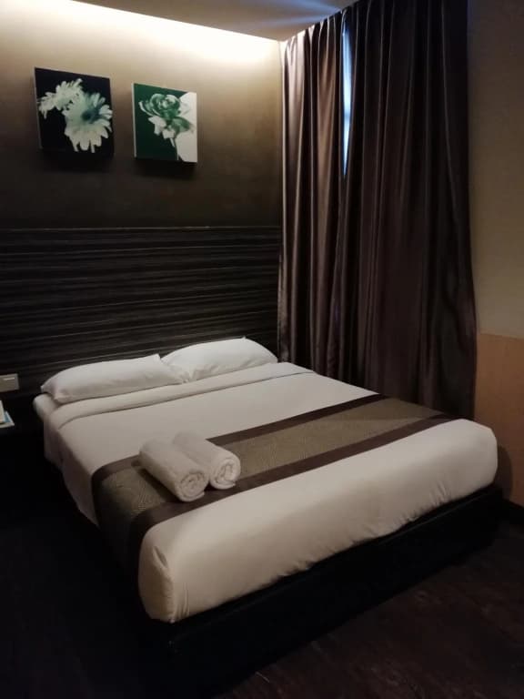 Hotel Austin Paradise - Mount Austin - photo 2