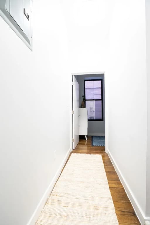 Two Bridges Apartments 30 Day Rentals - photo 9